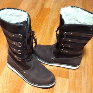 Women's Helly Hanson Tall Suade Brown Boots Size 8.5